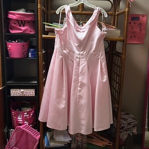 Women’s DaVinci Formal Dress. Size 12. Barbie Pink. Brand New. Has Pockets. Cute